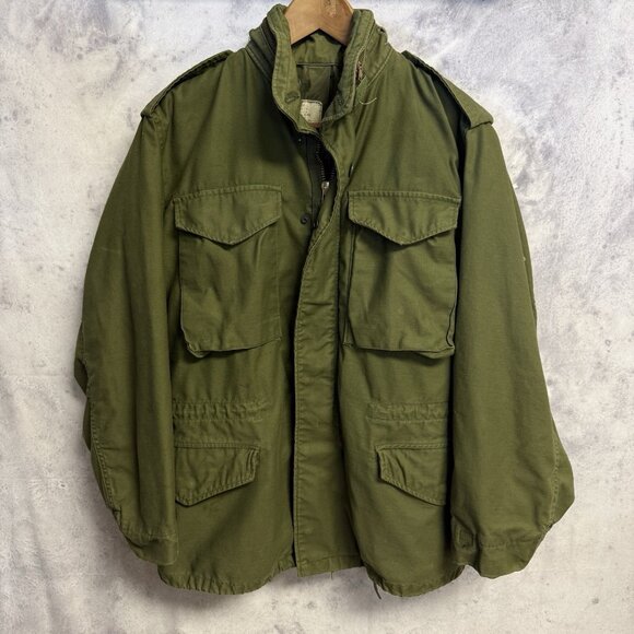 U.S. Military Other - Vintage 70s Military Cold Weather Field Coat Mens Small Regular Green Sateen